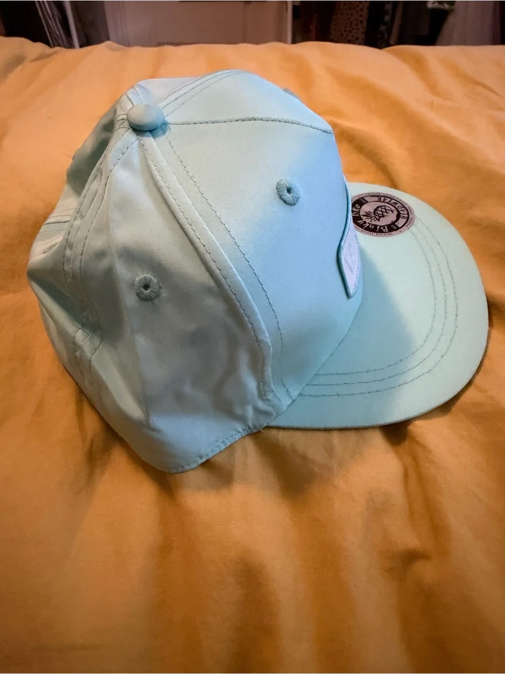 N/A stylish mint